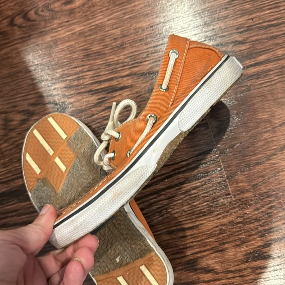 Sperry Shoe